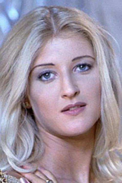 Chiara Staranzano interpretando a