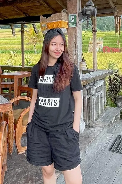 Amir Desar ha trabajado con Chintya Bella en 1 ocasiones