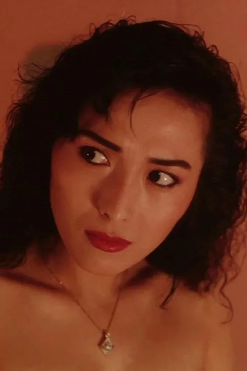 Chiu Wai interpretando a Amy