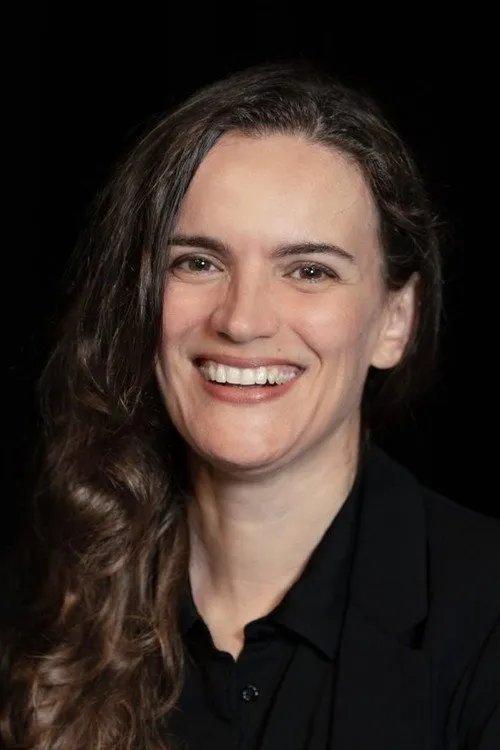 Chloé Cinq-Mars interpretando a Arguing couple