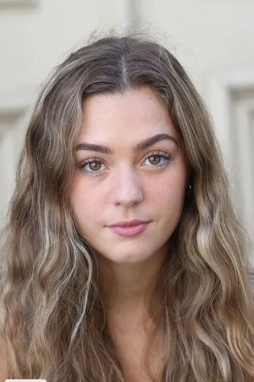 Brendan Egan ha trabajado con Chloe Lang en 1 ocasiones