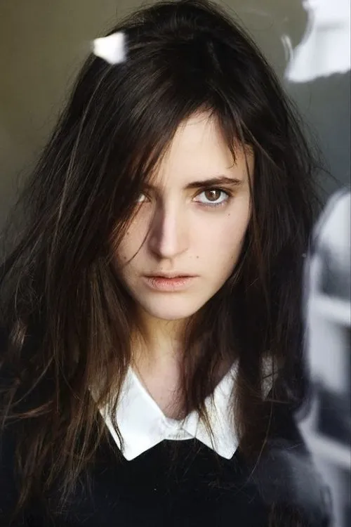 Martin Vaughan Lewis ha trabajado con Chloé Lindau en 1 ocasiones