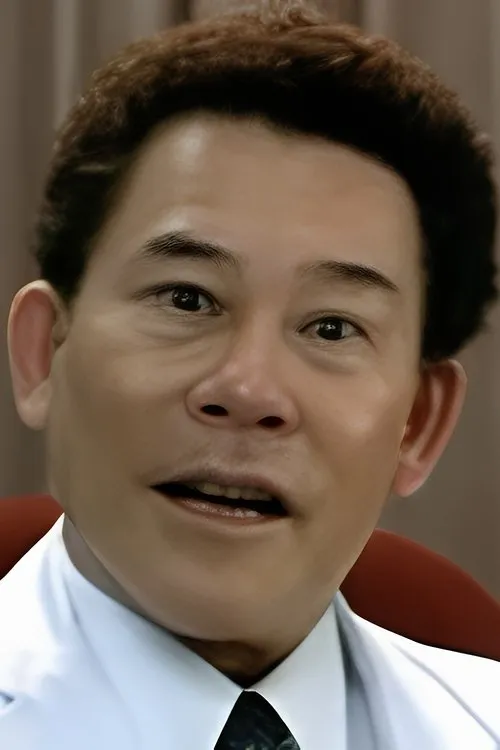 Michael Lee Ming-Yeung ha trabajado con Cho Sai en 2 ocasiones