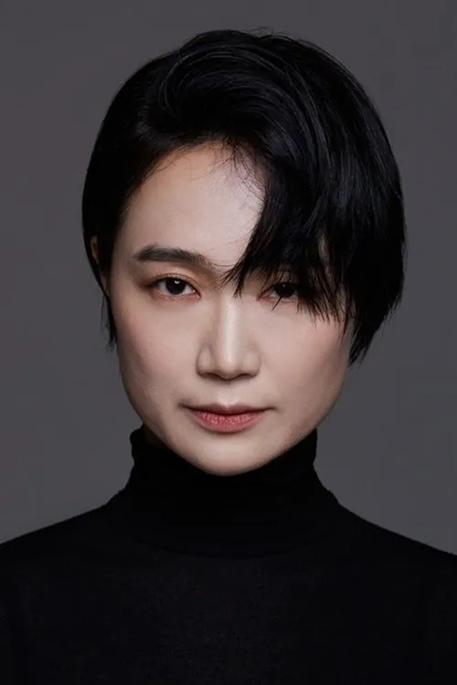 Choi Hee-jin interpretando a Choi Seul-gi