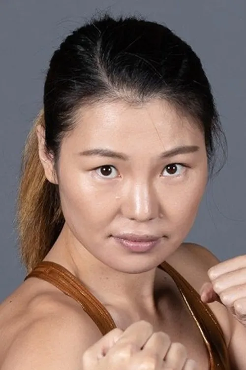 Choi Hyun Mi interpretando a Self