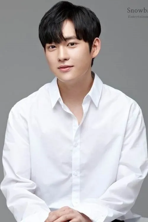 Choi Kyu-jin — personaje: Lee Ki-Hoon