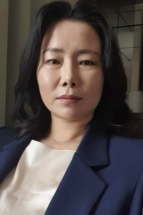 Choi Moon-soo en su biografía y filmografía