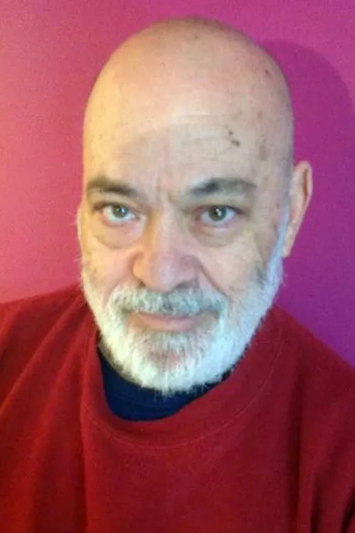 Χρήστος Βαλαβανίδης interpretando a Mayor