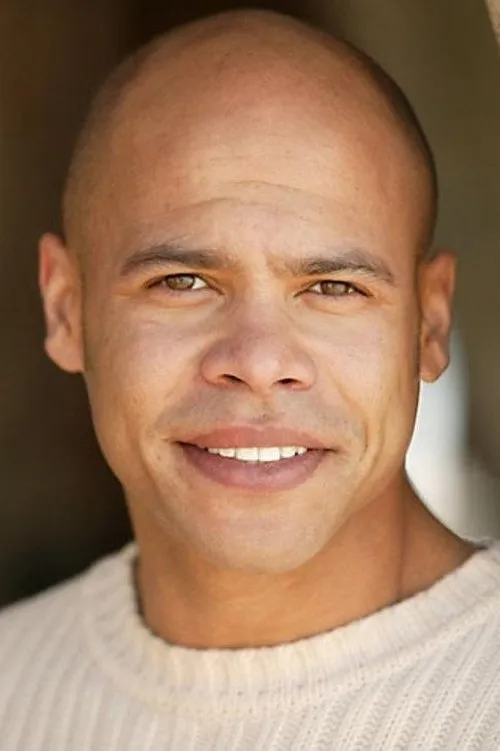 Chris Butler — personaje: Darius Carter