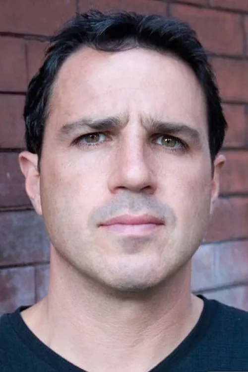 Mike Keller ha trabajado con Chris Cenatiempo en 1 ocasiones