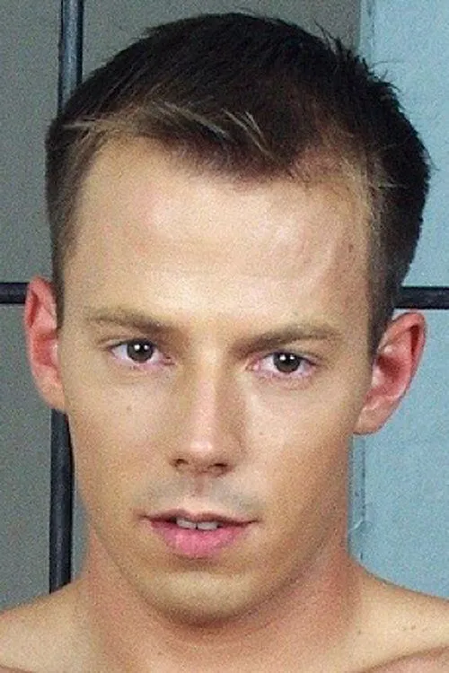 Chris Hill interpretando a 