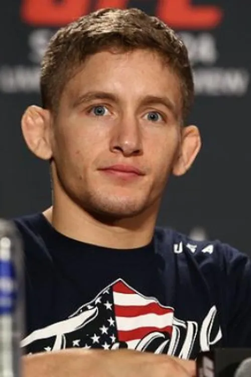 Chris Holdsworth en su biografía y filmografía