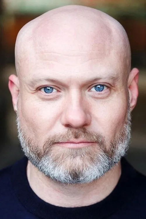 Hollie-Jay Bowes ha trabajado con Chris Hoyle en 1 ocasiones