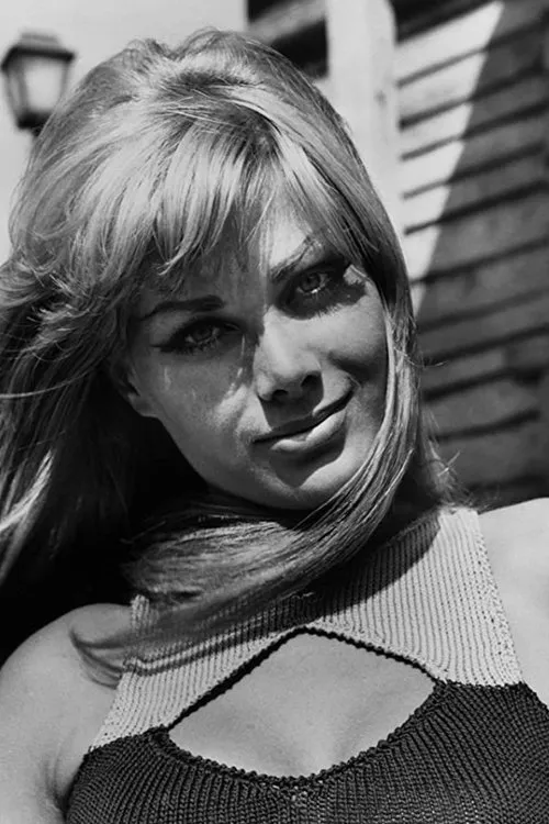 Otilia Larrañaga ha trabajado con Christa Linder en 1 ocasiones