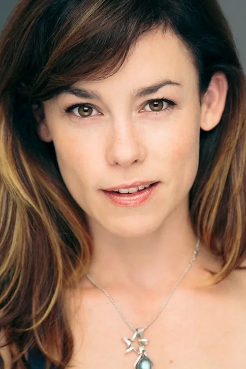 Christi Waldon interpretando a Michelle