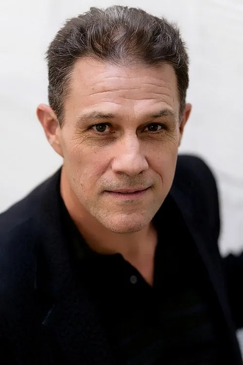 Larry Peterson ha trabajado con Christian Baskous en 1 ocasiones