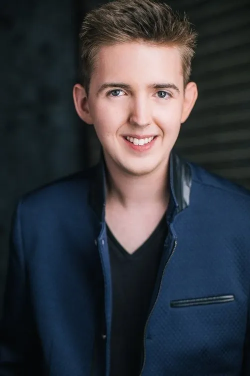 Christian Lagasse interpretando a The Alien