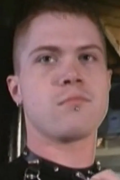 Christian Pierce interpretando a