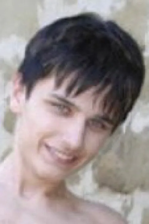 Christian Salva interpretando a