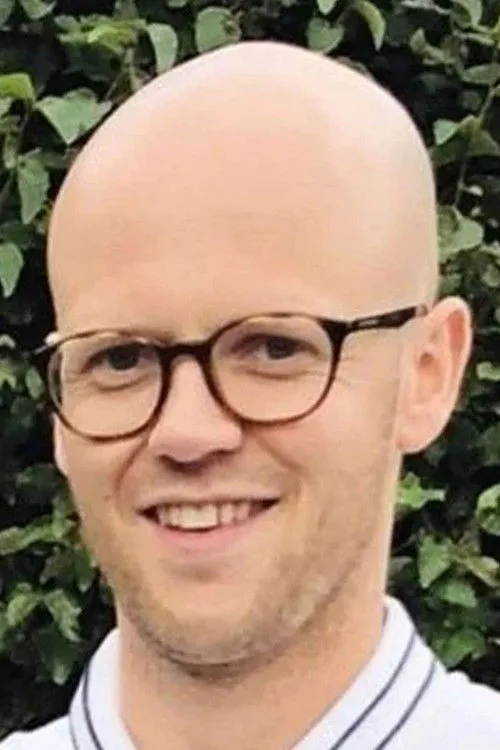 Foto de perfil del actor Christian Webb en el reparto