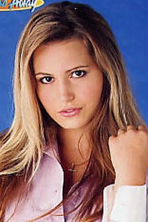 Gemma Chua-Tran ha trabajado con Christie Hayes en 1 ocasiones