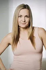 John Hanks ha trabajado con Christina Torriente en 1 ocasiones