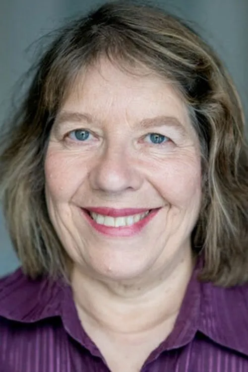 Christine Paolini interpretando a Martine