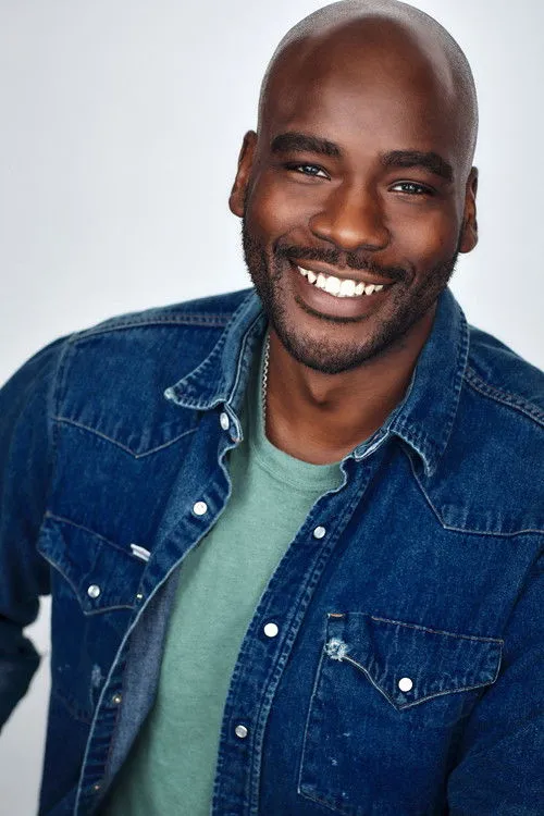 Amber Bloom ha trabajado con Christopher Alexander Chukwueke en 1 ocasiones