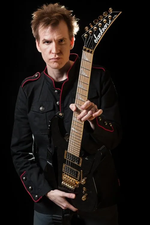 Christopher Amott interpretando a Himself - Guitars