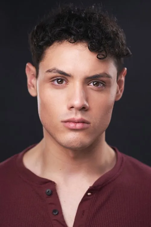 Christopher Milano — personaje: Connor