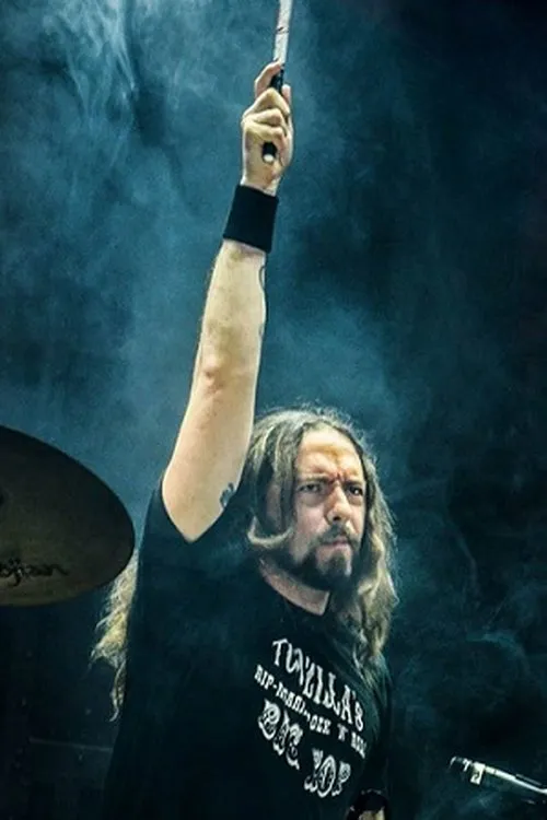 Peter Baltes ha trabajado con Christopher Williams en 2 ocasiones