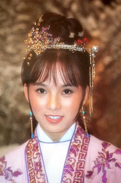 Lo Pi-Ling ha trabajado con Chu Hoi-Ling en 1 ocasiones