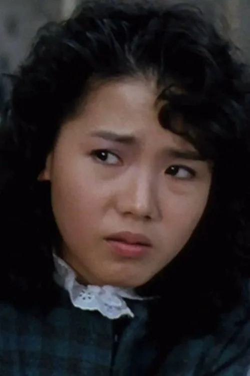 Chui Sau-Lai interpretando a