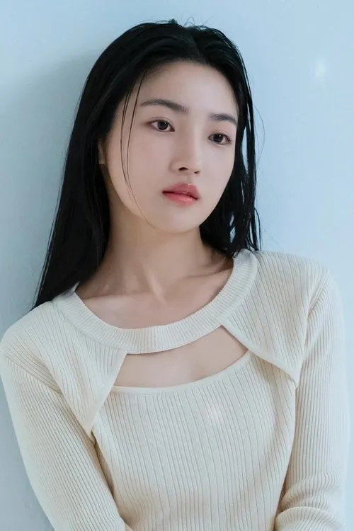 Foto de perfil del actor Chun Young-min en el reparto