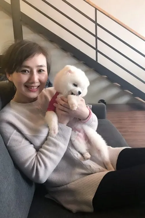 Hong Haitian ha trabajado con Churong Fan en 1 ocasiones