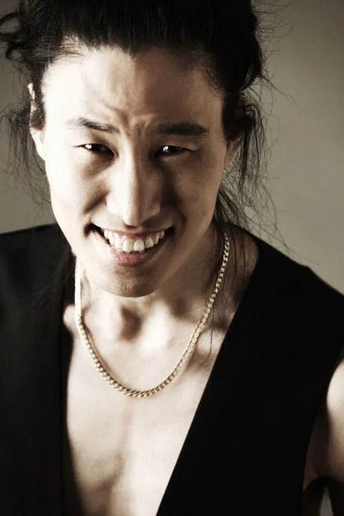 Kang Hak-soo ha trabajado con Chyu Kwang-hyun en 1 ocasiones