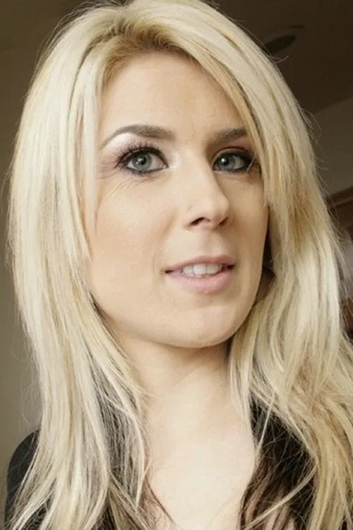 Ciera Sage interpretando a 