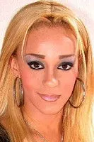 Joyce ha trabajado con Cinthia Pill en 1 ocasiones