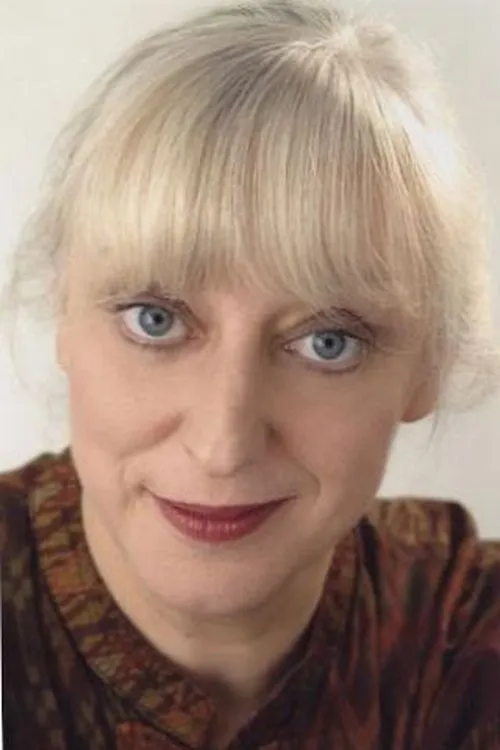 Claire Magnin interpretando a Craquette