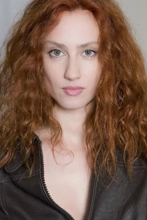 Claire Pataut — personaje: Fanny