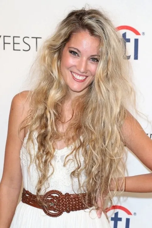 Clancy Cauble interpretando a Sadie Ashby