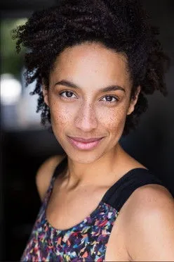 Elise Jansen ha trabajado con Clare Chihambakwe en 1 ocasiones