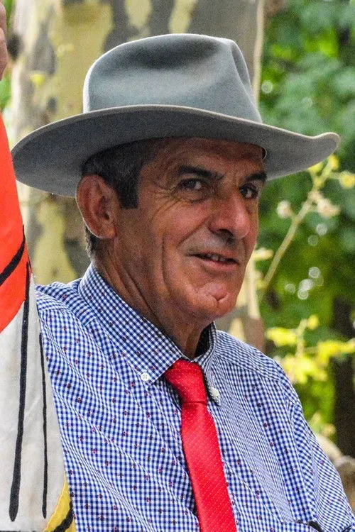 Claude Chaballier interpretando a Leonard