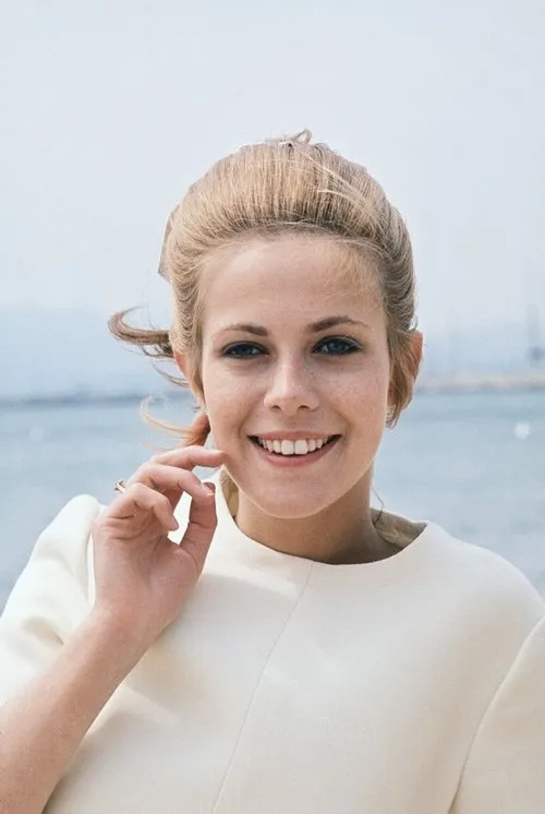 Claude Jade — personaje: Véronique d'Hergemont