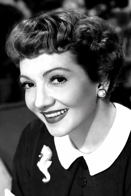 Betty Garde ha trabajado con Claudette Colbert en 2 ocasiones