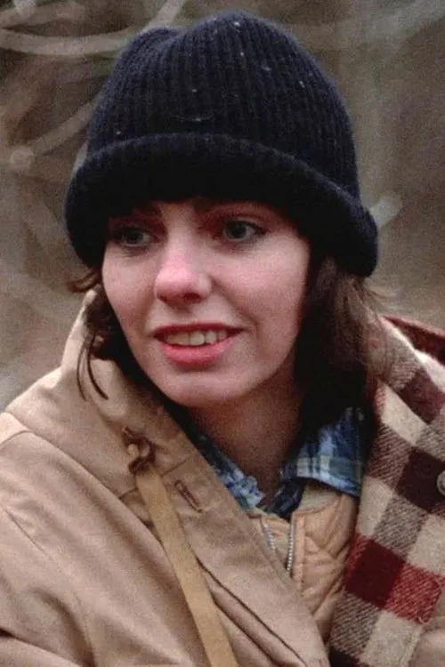 Claudia Peyton interpretando a Sarah