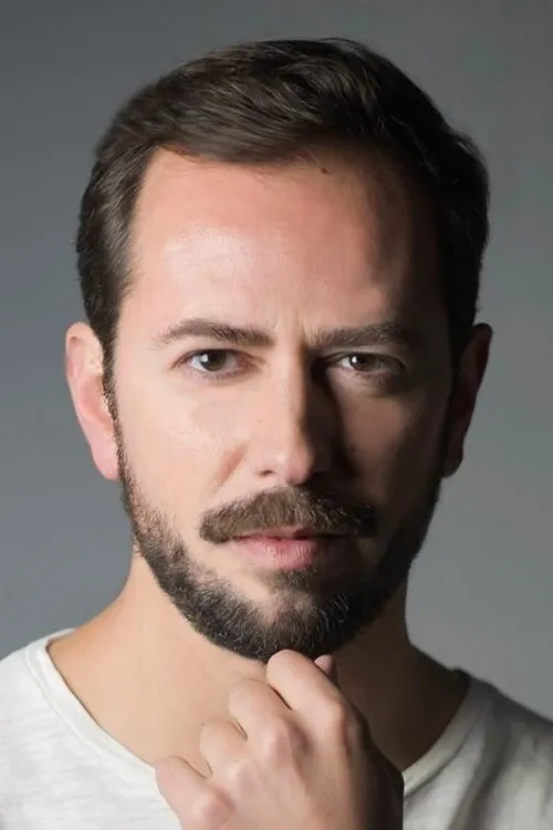 Cláudio Henriques en su biografía y filmografía