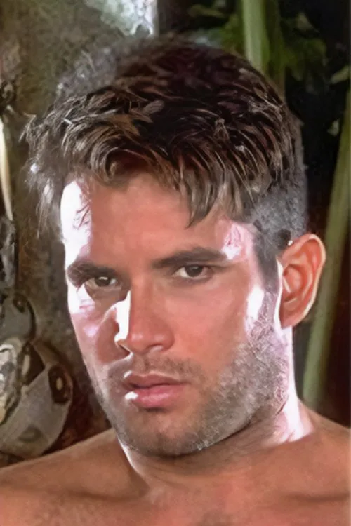 Claudio Marino interpretando a 