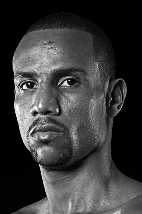 Claudio Marrero interpretando a Self