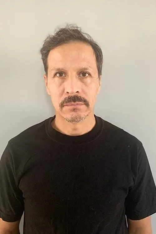 Claudio Riveros interpretando a Tito